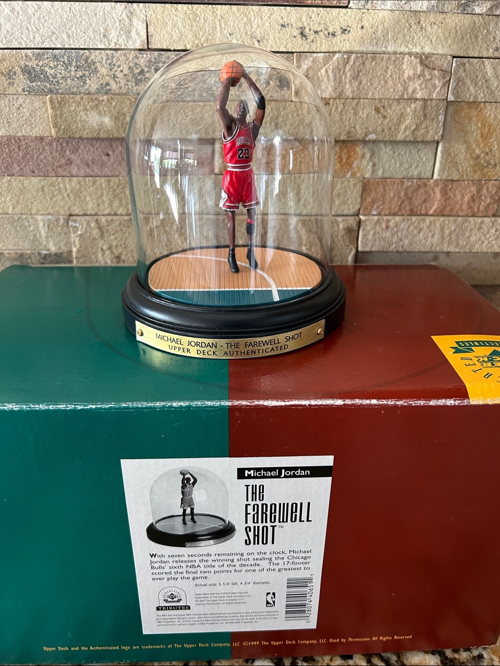 Upper Deck 'The Farewell Shot' -Michael Jordan Tribute